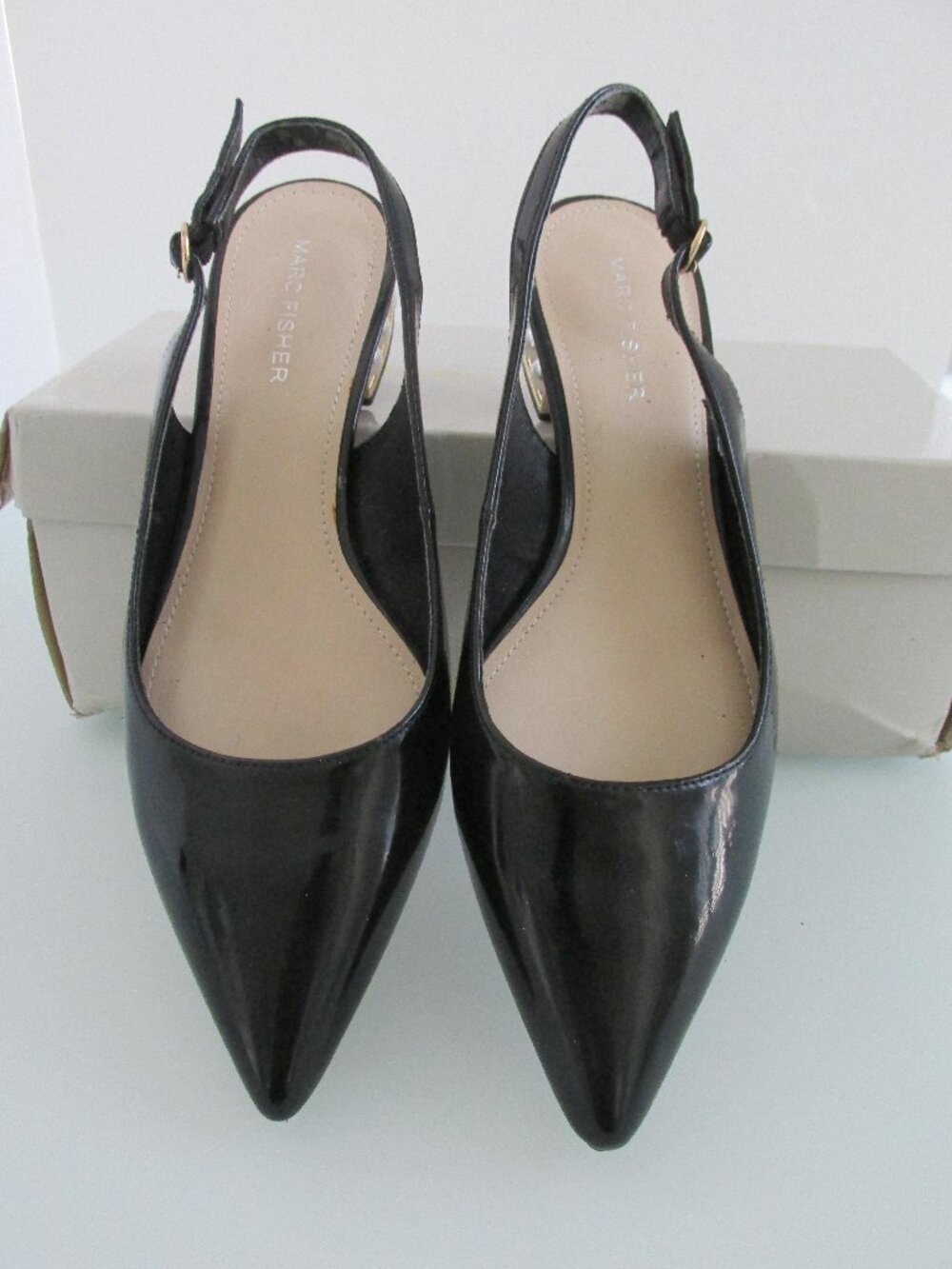 Marc Fisher "Rise" Women's Patent Leather Flats Size 8M